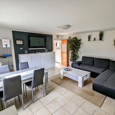 Fewo24-Prasdorf Appartement Buitenkant foto